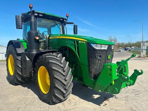 John Deere 8370R